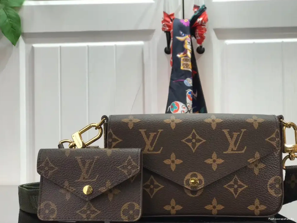 FS CHEAP FELICIE STRAP & GO LOUIS VUITTON 0615